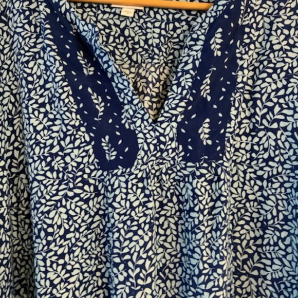 J Jill Women's Plus Blue Floral Flowy Elbow length sleeve Top Blouse Size 3X - Picture 2 of 8